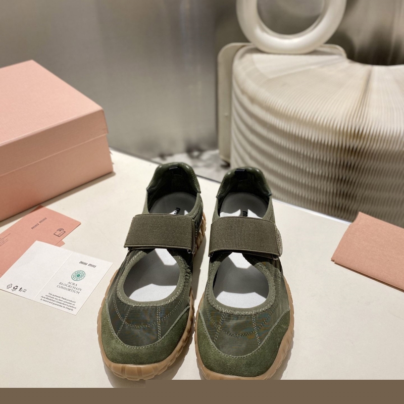 Miu Miu Casual Shoes